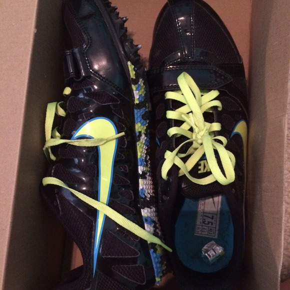 Nike Shoes - Nike TRACK shoes "zoom rivals"