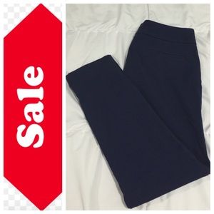 🚫SOLD🚫 Modern cut skinny pants