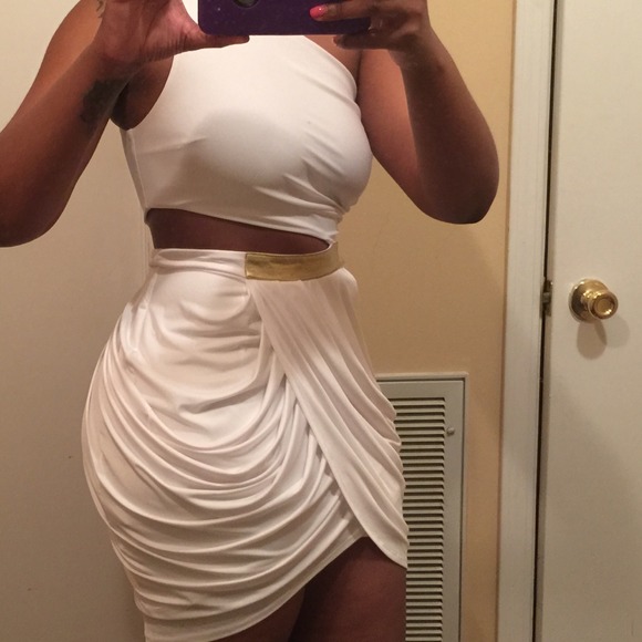 ❌SOLD❌BEBE DRESS - Picture 2 of 3