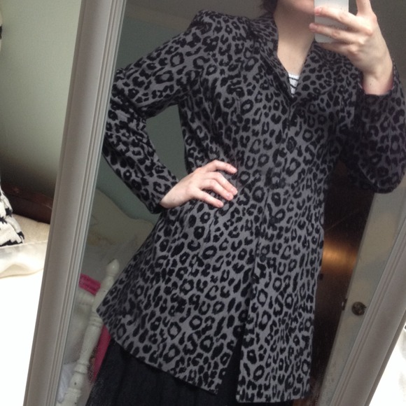 🔴SOLD IN BUNDLE🔴 - Picture 4 of 4