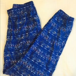 Super cute pattern joggers from Hollister CO.