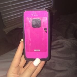 life proof iPhone case