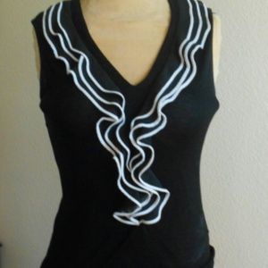 ♡♡♡bundled♡♡♡Sleeveless black blouse