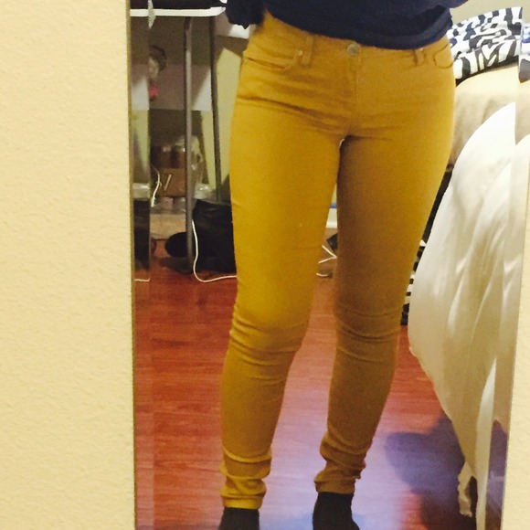 Dark musturd colored express pants - Picture 2 of 3