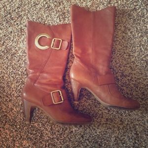 BCBG leather boots