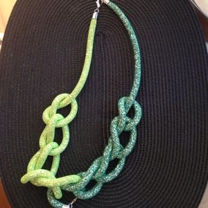 NWOT Beautiful, 100% Made in Italy Necklace