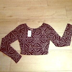 Tribal Long sleeve crop top
