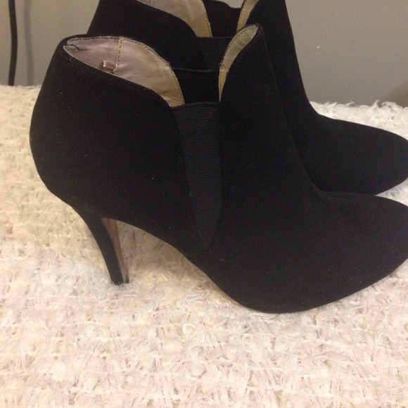 Size 40 black booties, worn once