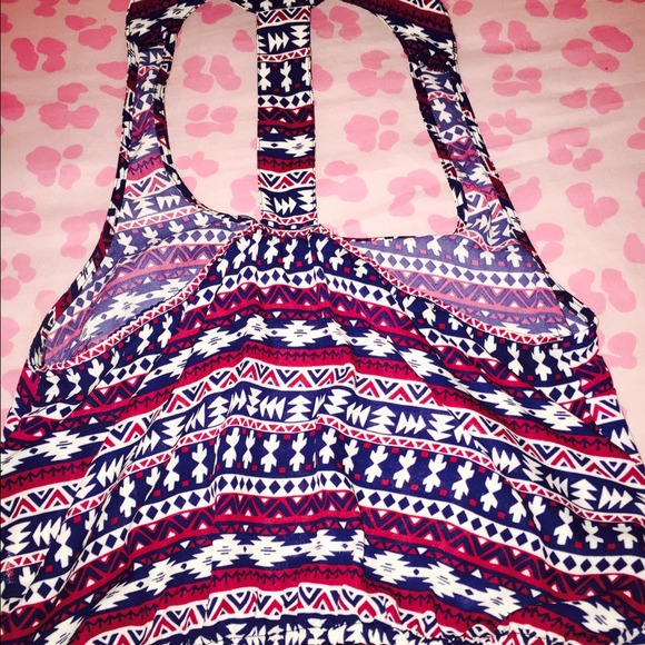 Aztec top - Picture 2 of 2