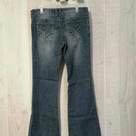 Jeans - Picture 2 of 2