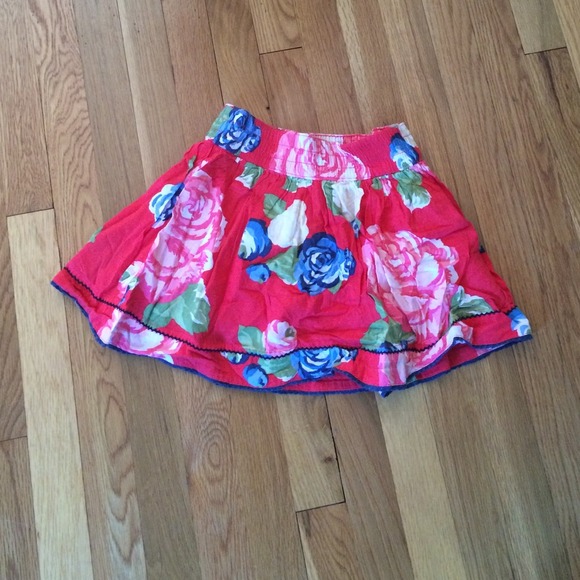 Floral mini skirt