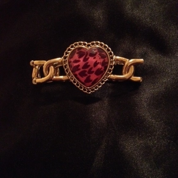 Betsey Johnson gold link bracelet