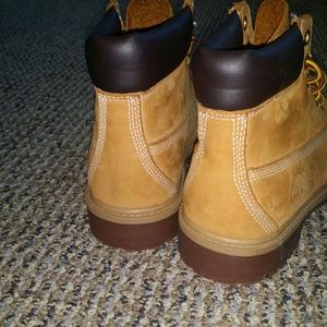 FLASH SALE TIMBERLAND Youth