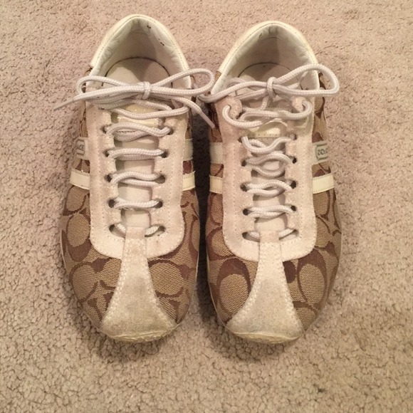 ❗️SOLD❗️Authentic Coach shoes