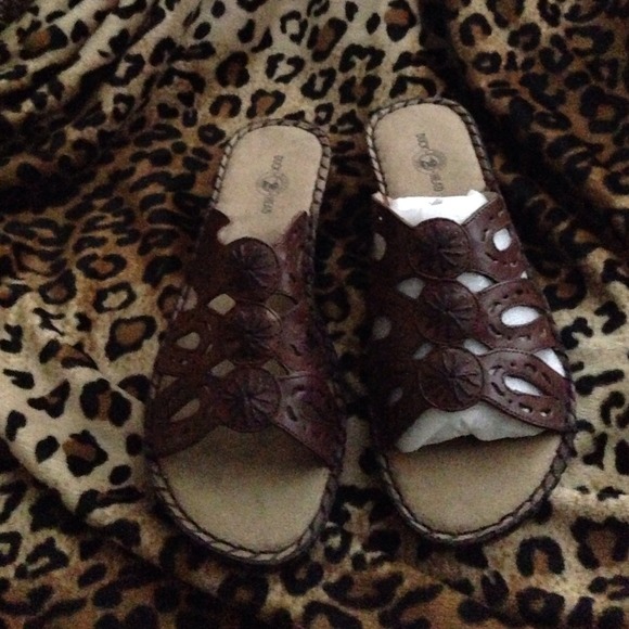 Duck Head sandals size 9 wide