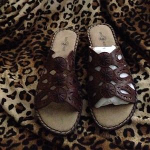 Duck Head sandals size 9 wide