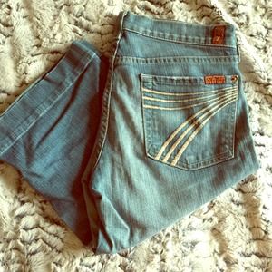 Seven for all mankind Dojo Bermuda shorts!