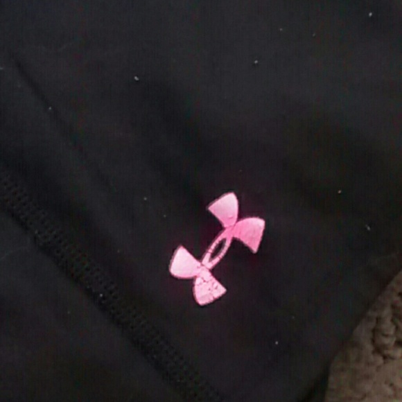 SOLD bundle Compression shorts - Picture 3 of 3