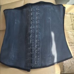 🔴SOLD🔴Waist Trainer Latex