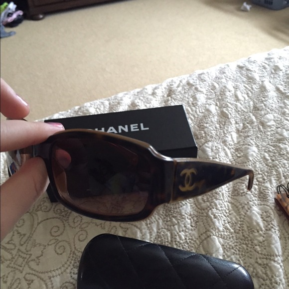 barely been worn Chanel Sunglasses.