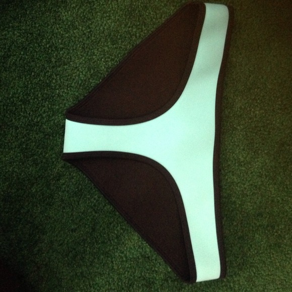 Authentic triangl bottoms.