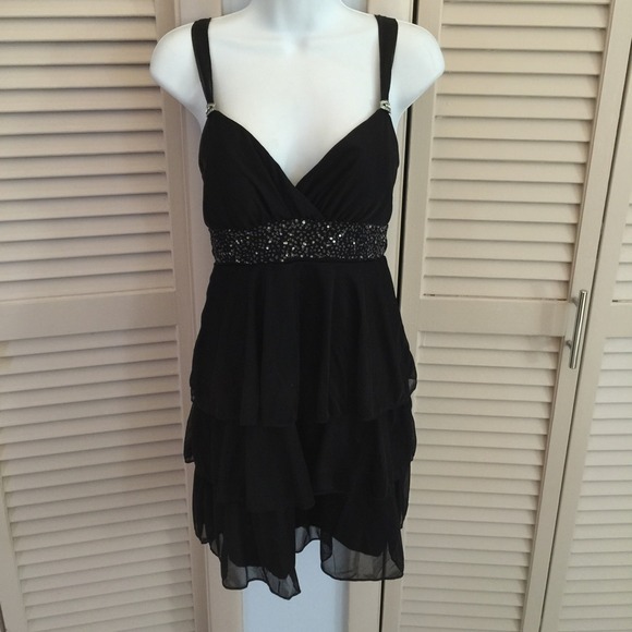 La Belle Tops - ❤Gorgeous dress top❤️