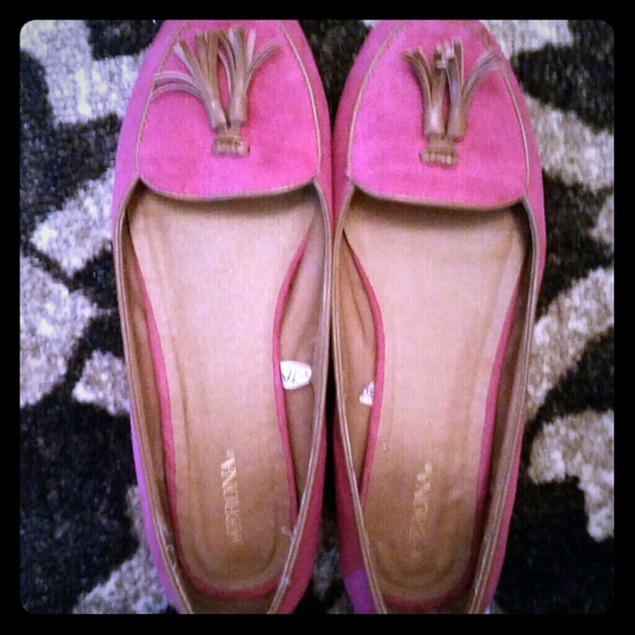 Magenta flats