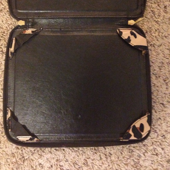 iPad Case - Picture 4 of 4