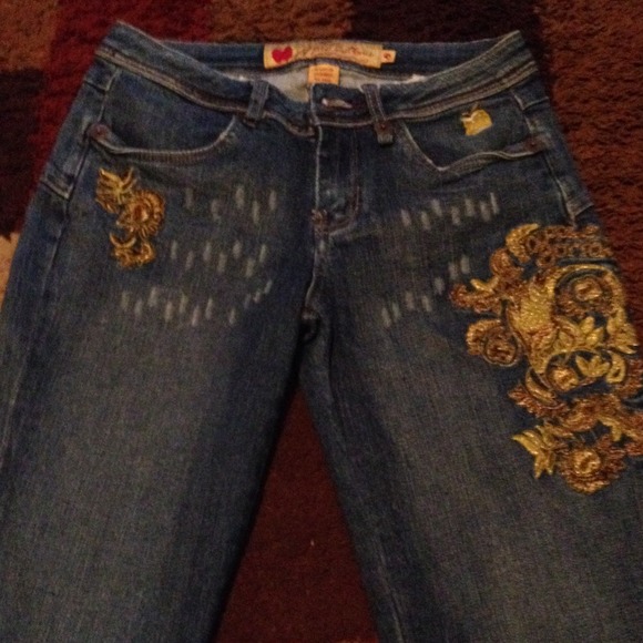 Apple Bottoms jeans