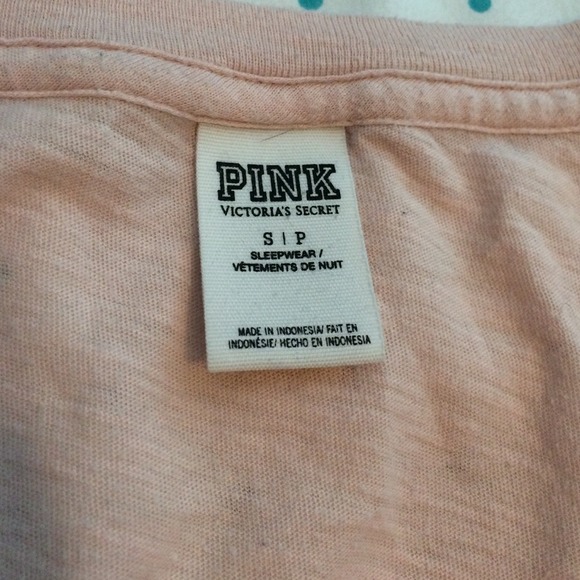 PINK top! - Picture 2 of 4