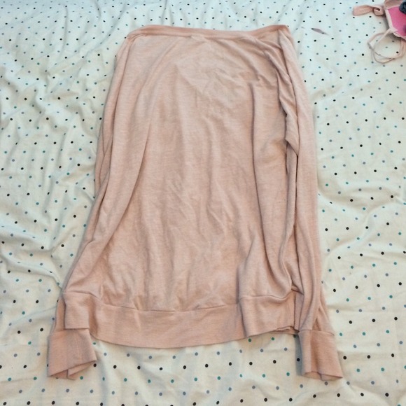 PINK top! - Picture 4 of 4