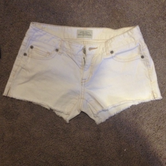 white Aeropostale shorts - Picture 1 of 2