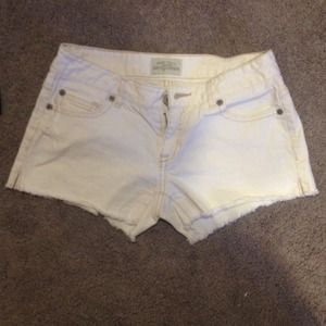 white Aeropostale shorts