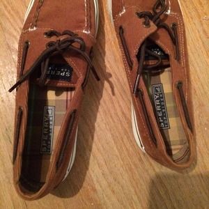 Sperry Topsiders