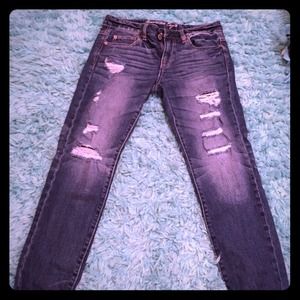 Barely worn American eagle jeans.