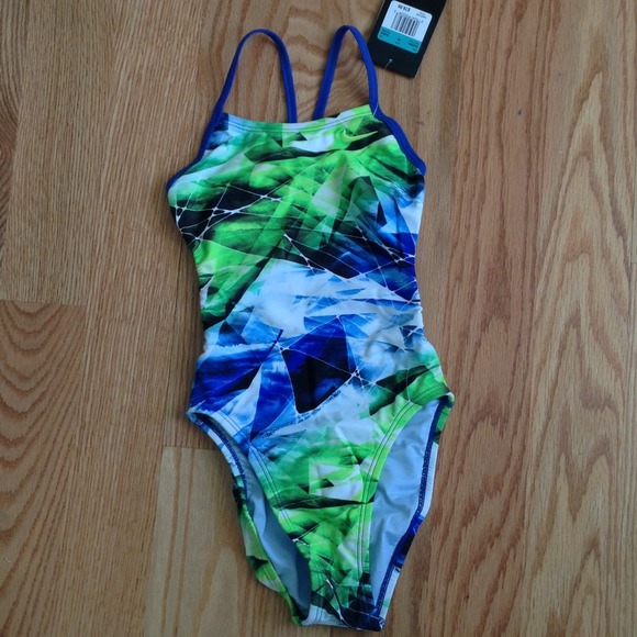 Nike Women's Swimsuit. NEW