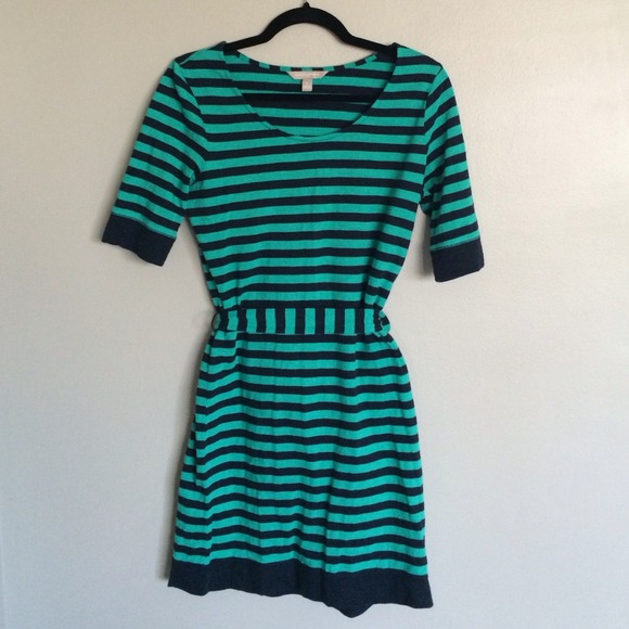 ❌SOLD❌Banana republic green & navy stripe dress