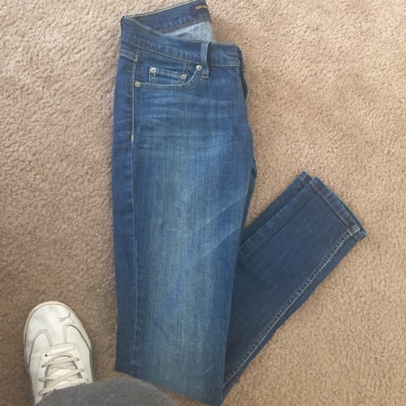Skinny jeans