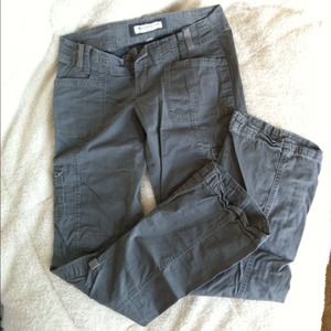 Abercrombie & Fitch low rise cargos!