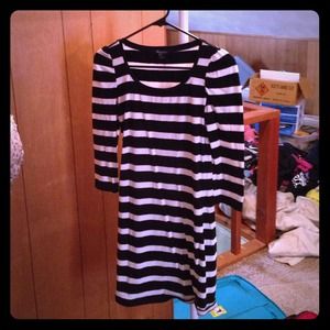 Striped fitted dress