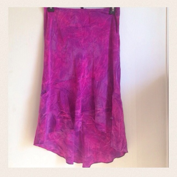 Hi-low skirt