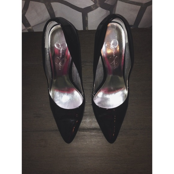 Jessica Simpson pointed toe heels