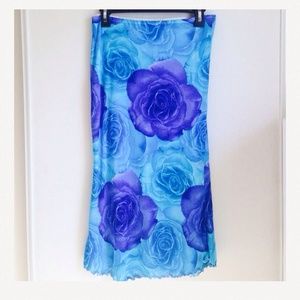 Long skirt - about mid calf