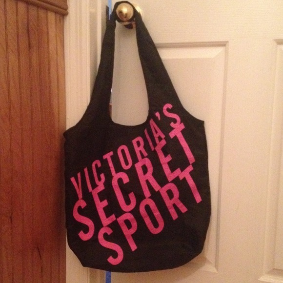 Victoria's Secret Bag - Picture 2 of 3