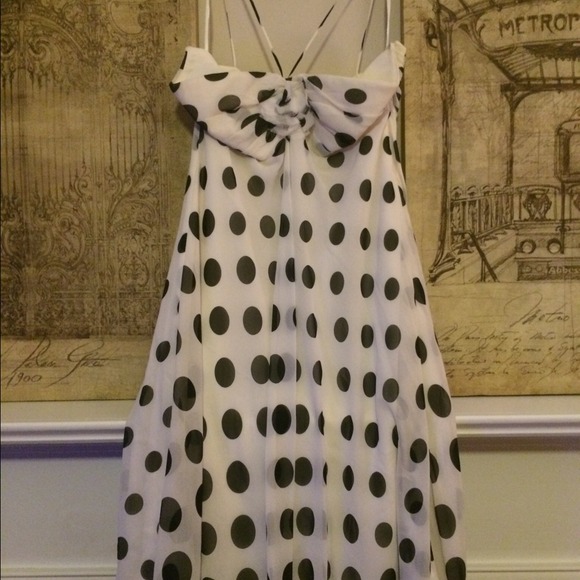 Polka dot semi halter dress - Picture 1 of 3