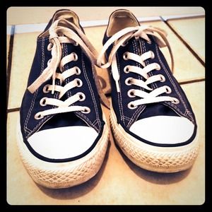 Converse all star chucks Blue size 8.5