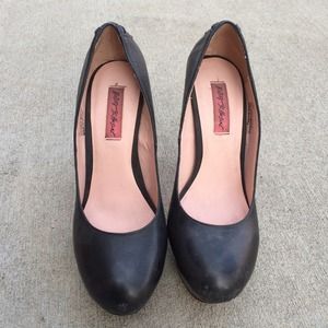 🎀🎀USED BETSEY JOHNSON LACEBACK HEELS🎀🎀