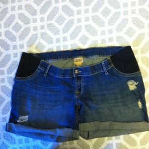 Maternity Cut Off Jean Shorts