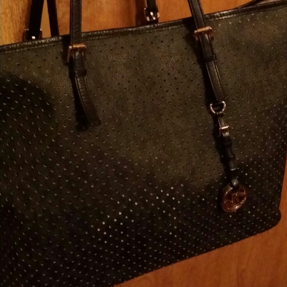 Authentic  Michael kors
