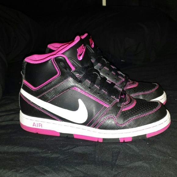 RESERVED Women's High Top Nike Air's